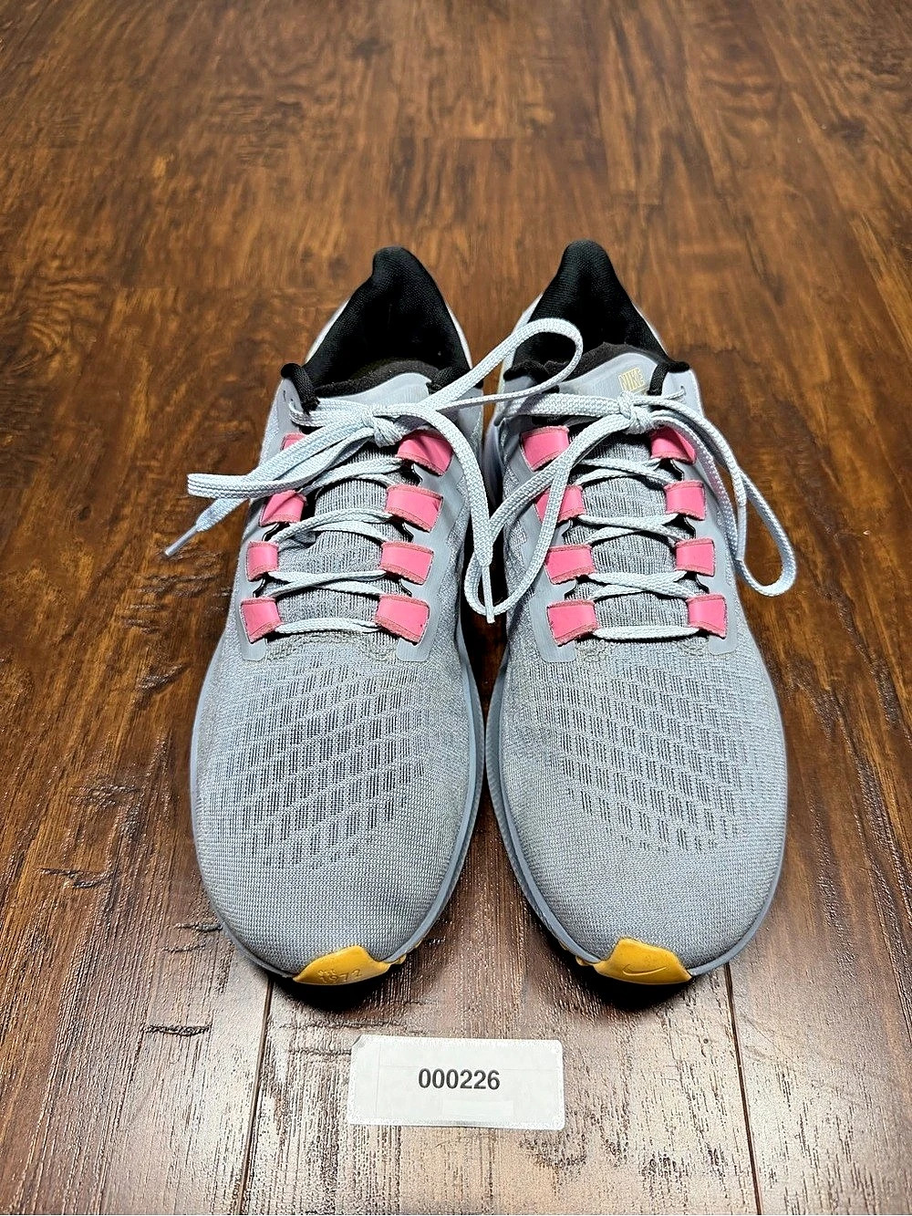 Nike Air Zoom Pegasus 37 Women’s 9 Gray Pink Yellow Running Shoes BQ9646-401